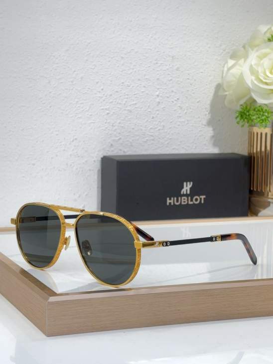 Picture of Hublot Sunglasses _SKUfw69653948fw